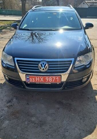 Чорний Фольксваген Пассат, об'ємом двигуна 1.8 л та пробігом 237 тис. км за 6800 $, фото 1 на Automoto.ua