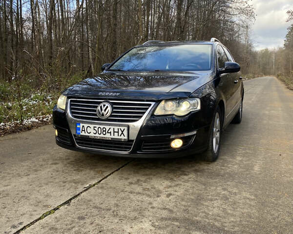 Чорний Фольксваген Пассат, об'ємом двигуна 2 л та пробігом 370 тис. км за 7200 $, фото 1 на Automoto.ua