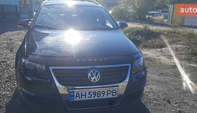 Черный Фольксваген Пассат, объемом двигателя 1.4 л и пробегом 237 тыс. км за 7000 $, фото 1 на Automoto.ua