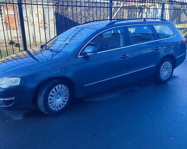 Черный Фольксваген Пассат, объемом двигателя 1.8 л и пробегом 232 тыс. км за 6400 $, фото 1 на Automoto.ua