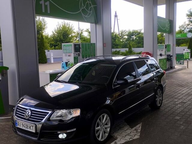 Черный Фольксваген Пассат, объемом двигателя 2 л и пробегом 289 тыс. км за 7700 $, фото 1 на Automoto.ua