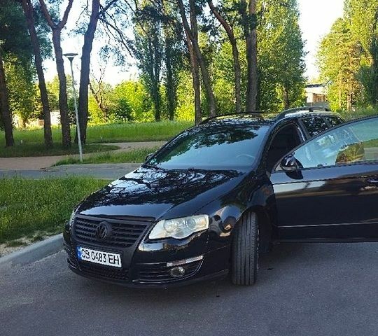 Черный Фольксваген Пассат, объемом двигателя 1.4 л и пробегом 299 тыс. км за 4000 $, фото 1 на Automoto.ua
