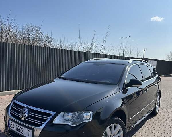 Черный Фольксваген Пассат, объемом двигателя 2 л и пробегом 220 тыс. км за 8300 $, фото 1 на Automoto.ua