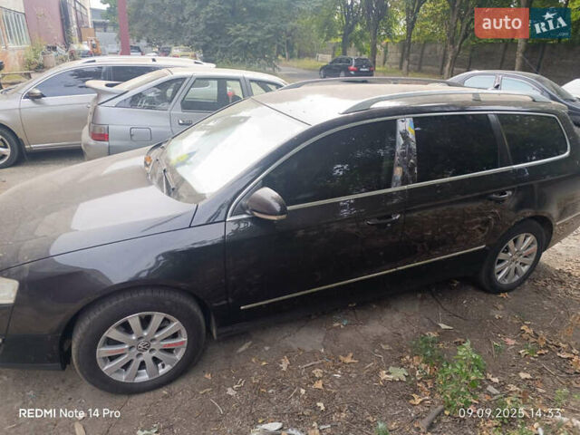 Черный Фольксваген Пассат, объемом двигателя 2 л и пробегом 267 тыс. км за 6700 $, фото 1 на Automoto.ua