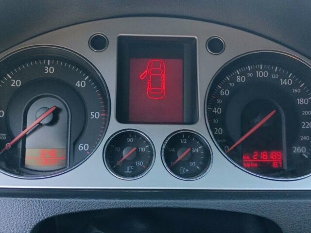 Черный Фольксваген Пассат, объемом двигателя 1.97 л и пробегом 218 тыс. км за 6500 $, фото 1 на Automoto.ua