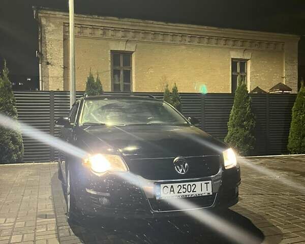 Черный Фольксваген Пассат, объемом двигателя 1.97 л и пробегом 240 тыс. км за 7200 $, фото 1 на Automoto.ua