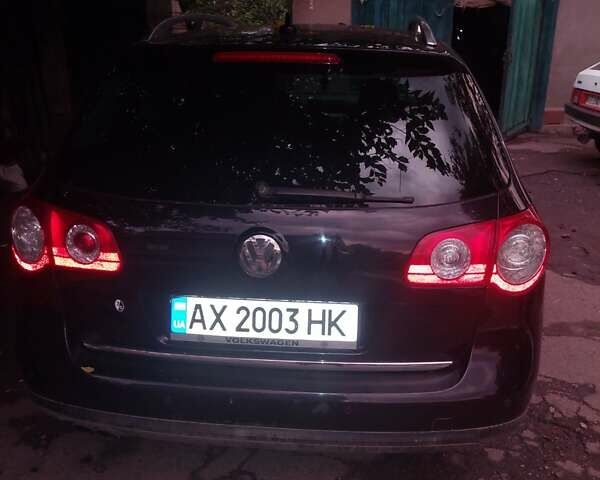 Черный Фольксваген Пассат, объемом двигателя 2 л и пробегом 265 тыс. км за 9900 $, фото 1 на Automoto.ua