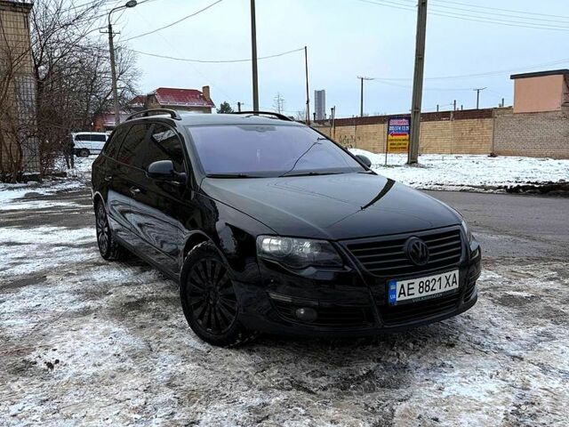 Чорний Фольксваген Пассат, об'ємом двигуна 2 л та пробігом 30600 тис. км за 7500 $, фото 1 на Automoto.ua