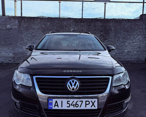 Черный Фольксваген Пассат, объемом двигателя 1.97 л и пробегом 281 тыс. км за 6500 $, фото 1 на Automoto.ua