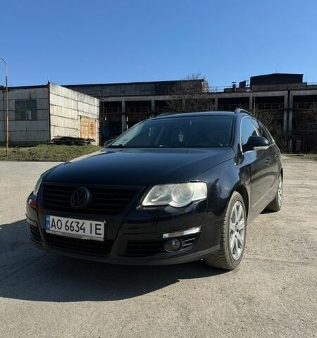 Черный Фольксваген Пассат, объемом двигателя 1.97 л и пробегом 350 тыс. км за 6000 $, фото 1 на Automoto.ua