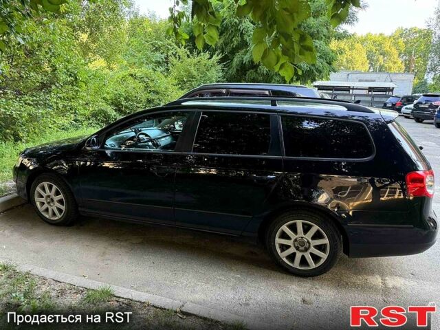 Чорний Фольксваген Пассат, об'ємом двигуна 2 л та пробігом 318 тис. км за 7500 $, фото 1 на Automoto.ua