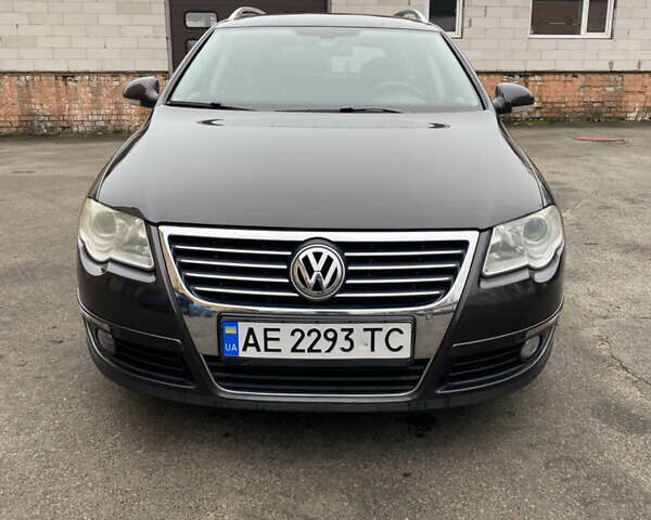 Чорний Фольксваген Пассат, об'ємом двигуна 1.97 л та пробігом 232 тис. км за 8700 $, фото 1 на Automoto.ua