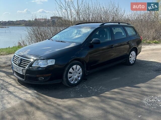 Чорний Фольксваген Пассат, об'ємом двигуна 1.8 л та пробігом 230 тис. км за 5500 $, фото 1 на Automoto.ua