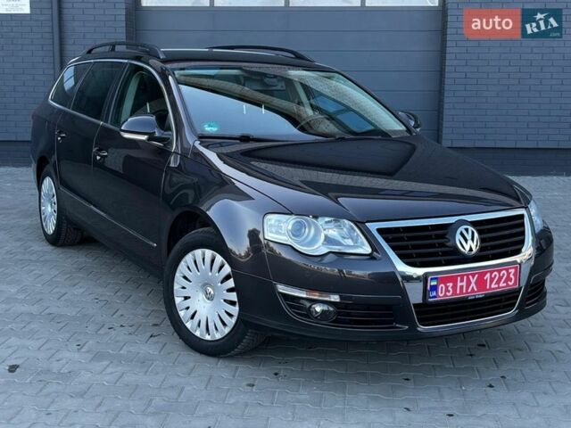 Черный Фольксваген Пассат, объемом двигателя 1.6 л и пробегом 216 тыс. км за 7750 $, фото 1 на Automoto.ua