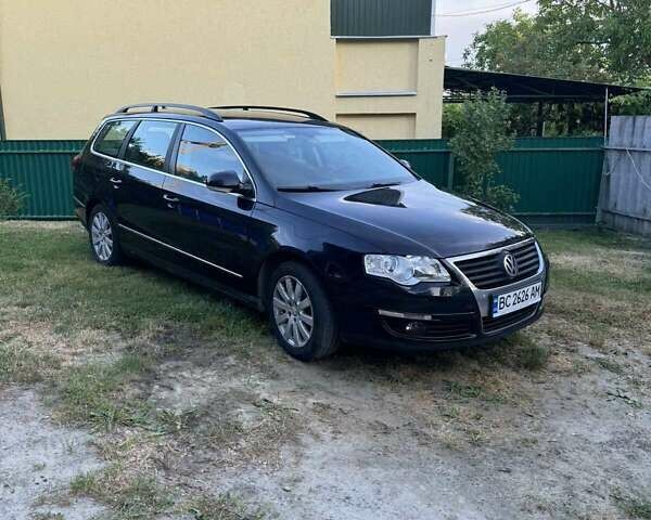 Черный Фольксваген Пассат, объемом двигателя 1.97 л и пробегом 250 тыс. км за 7500 $, фото 1 на Automoto.ua
