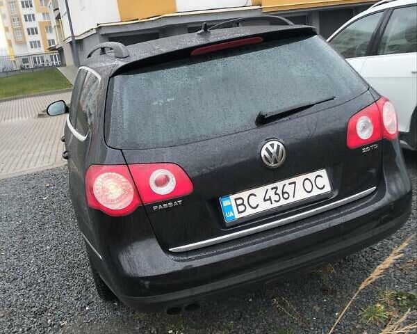 Черный Фольксваген Пассат, объемом двигателя 1.97 л и пробегом 326 тыс. км за 7500 $, фото 1 на Automoto.ua