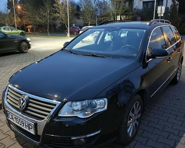 Черный Фольксваген Пассат, объемом двигателя 1.97 л и пробегом 232 тыс. км за 8300 $, фото 1 на Automoto.ua
