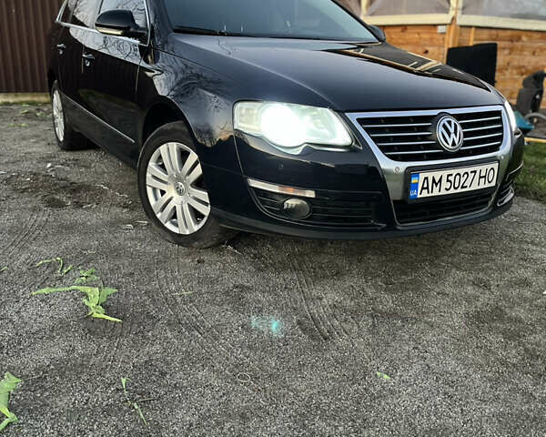 Черный Фольксваген Пассат, объемом двигателя 1.97 л и пробегом 345 тыс. км за 7400 $, фото 1 на Automoto.ua