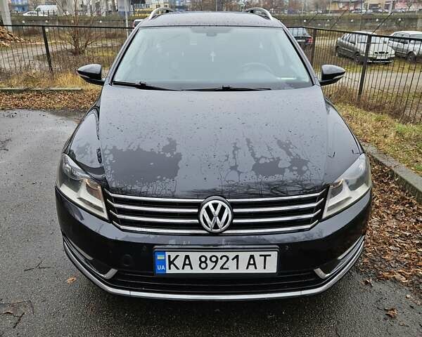 Черный Фольксваген Пассат, объемом двигателя 1.6 л и пробегом 482 тыс. км за 8200 $, фото 1 на Automoto.ua