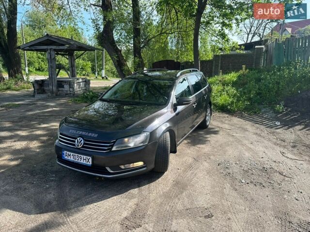 Черный Фольксваген Пассат, объемом двигателя 1.97 л и пробегом 350 тыс. км за 9600 $, фото 1 на Automoto.ua