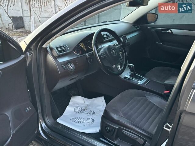 Чорний Фольксваген Пассат, об'ємом двигуна 2 л та пробігом 254 тис. км за 9999 $, фото 1 на Automoto.ua