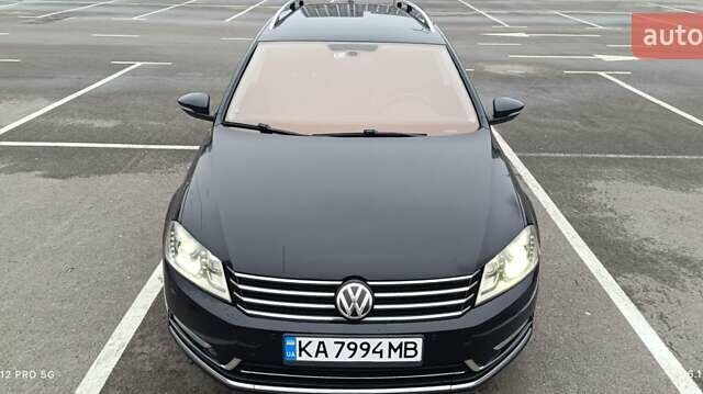 Черный Фольксваген Пассат, объемом двигателя 2 л и пробегом 300 тыс. км за 11300 $, фото 1 на Automoto.ua