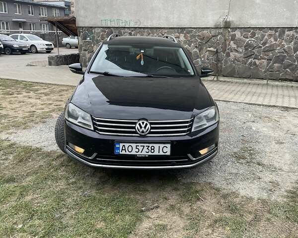 Черный Фольксваген Пассат, объемом двигателя 1.39 л и пробегом 248 тыс. км за 7500 $, фото 1 на Automoto.ua