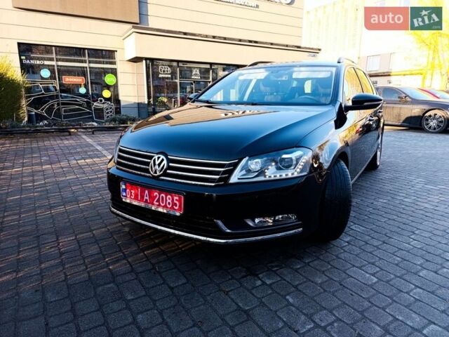 Черный Фольксваген Пассат, объемом двигателя 1.8 л и пробегом 245 тыс. км за 9800 $, фото 1 на Automoto.ua