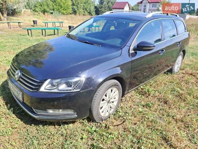 Чорний Фольксваген Пассат, об'ємом двигуна 2 л та пробігом 220 тис. км за 9500 $, фото 1 на Automoto.ua