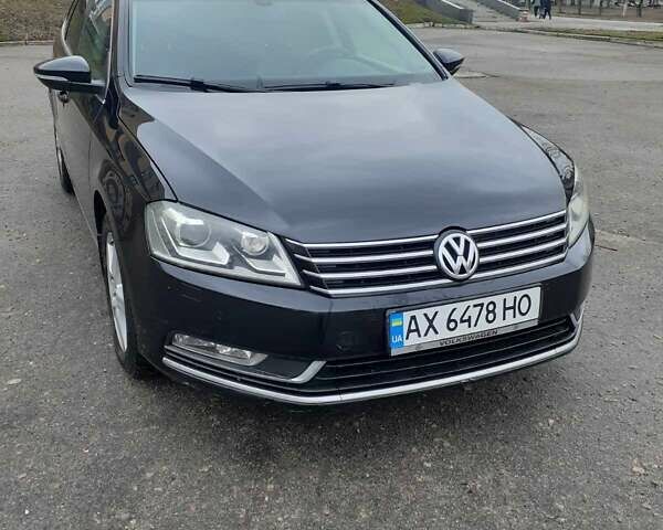 Чорний Фольксваген Пассат, об'ємом двигуна 1.4 л та пробігом 250 тис. км за 8000 $, фото 1 на Automoto.ua