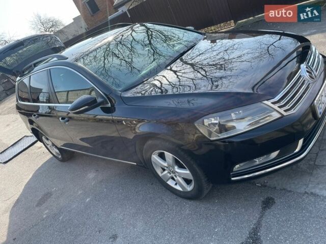 Черный Фольксваген Пассат, объемом двигателя 2 л и пробегом 310 тыс. км за 9800 $, фото 1 на Automoto.ua