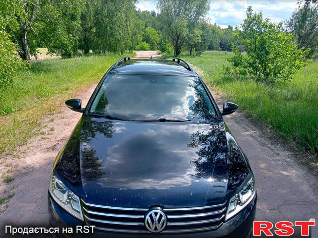 Чорний Фольксваген Пассат, об'ємом двигуна 2 л та пробігом 207 тис. км за 10500 $, фото 1 на Automoto.ua