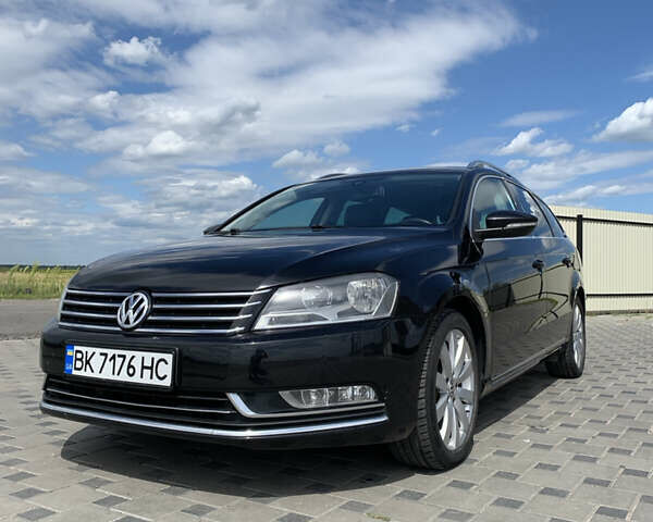 Чорний Фольксваген Пассат, об'ємом двигуна 2 л та пробігом 287 тис. км за 12500 $, фото 1 на Automoto.ua