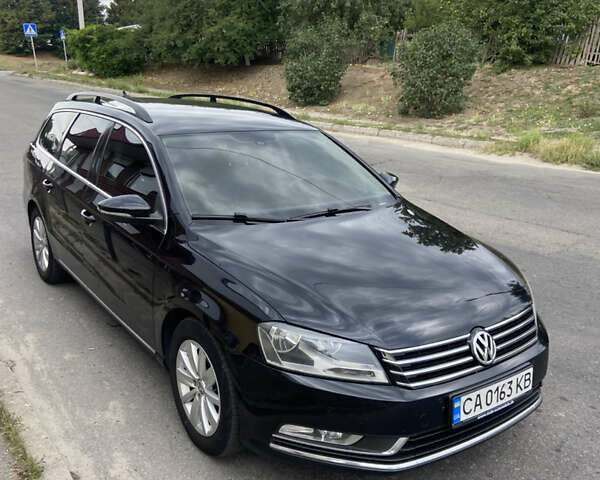 Чорний Фольксваген Пассат, об'ємом двигуна 1.97 л та пробігом 235 тис. км за 12000 $, фото 1 на Automoto.ua