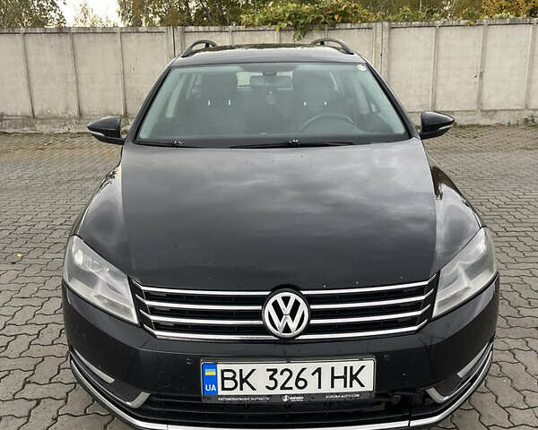 Черный Фольксваген Пассат, объемом двигателя 1.6 л и пробегом 279 тыс. км за 8500 $, фото 1 на Automoto.ua