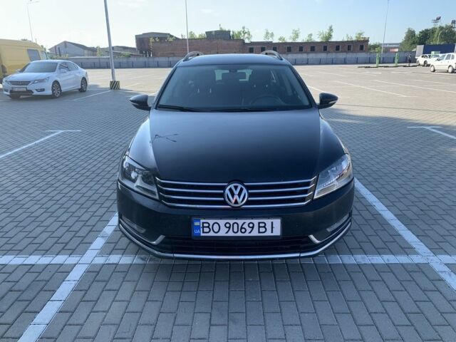 Черный Фольксваген Пассат, объемом двигателя 1.6 л и пробегом 455 тыс. км за 9000 $, фото 1 на Automoto.ua
