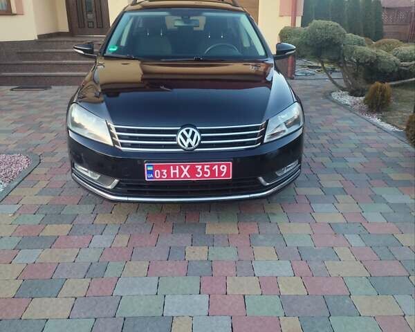 Черный Фольксваген Пассат, объемом двигателя 1.97 л и пробегом 245 тыс. км за 12100 $, фото 1 на Automoto.ua