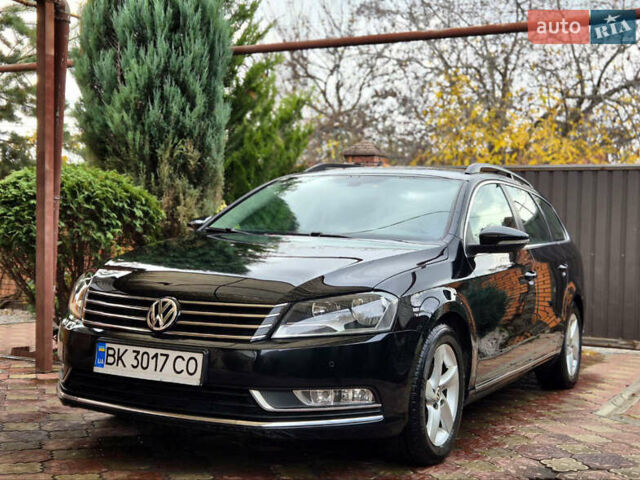 Черный Фольксваген Пассат, объемом двигателя 1.6 л и пробегом 196 тыс. км за 9500 $, фото 1 на Automoto.ua