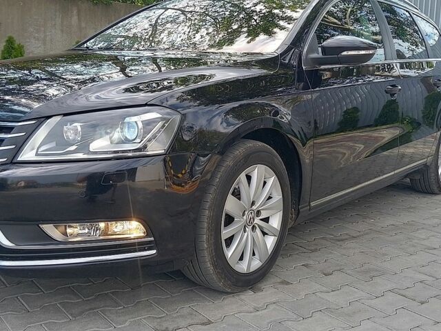 Чорний Фольксваген Пассат, об'ємом двигуна 2 л та пробігом 280 тис. км за 10900 $, фото 1 на Automoto.ua