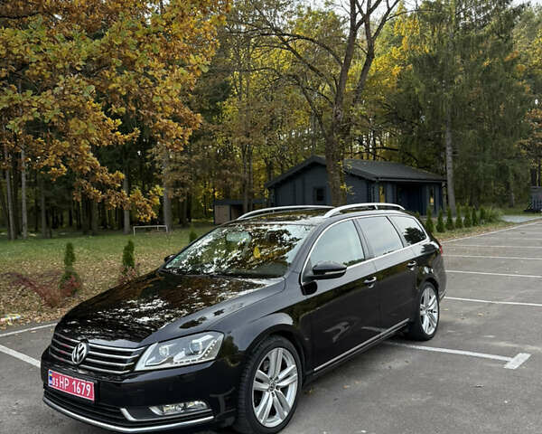 Черный Фольксваген Пассат, объемом двигателя 2 л и пробегом 243 тыс. км за 12500 $, фото 1 на Automoto.ua