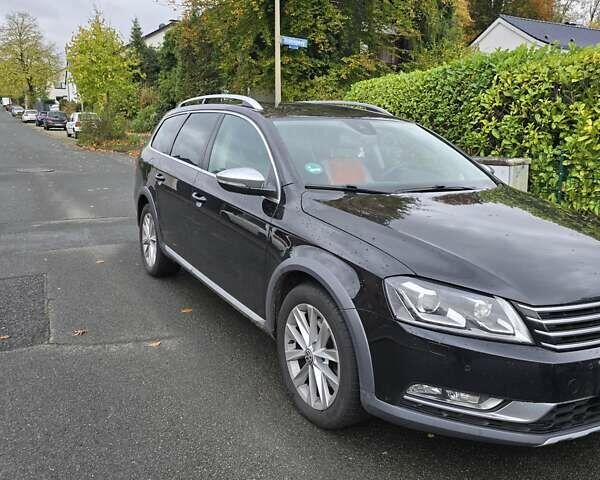 Черный Фольксваген Пассат, объемом двигателя 1.97 л и пробегом 200 тыс. км за 14567 $, фото 1 на Automoto.ua