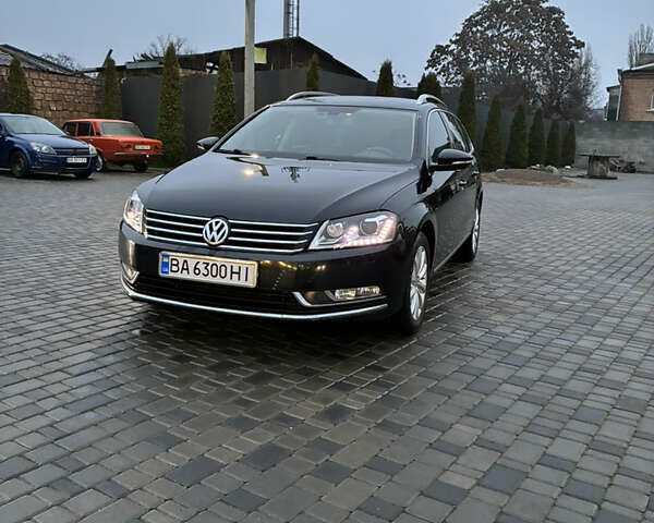 Черный Фольксваген Пассат, объемом двигателя 1.97 л и пробегом 291 тыс. км за 13200 $, фото 1 на Automoto.ua