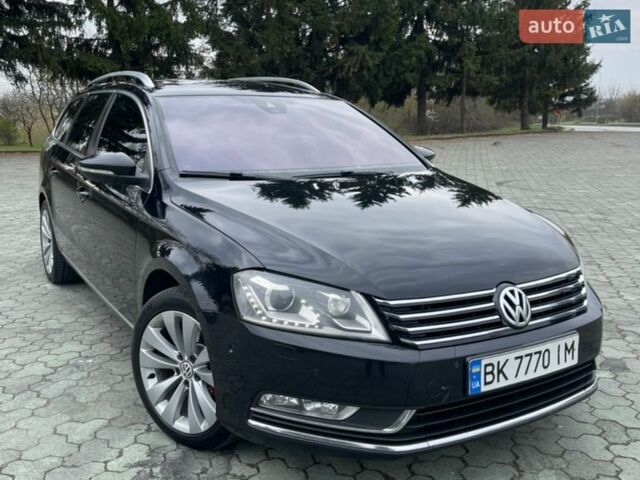 Черный Фольксваген Пассат, объемом двигателя 1.97 л и пробегом 290 тыс. км за 11000 $, фото 1 на Automoto.ua