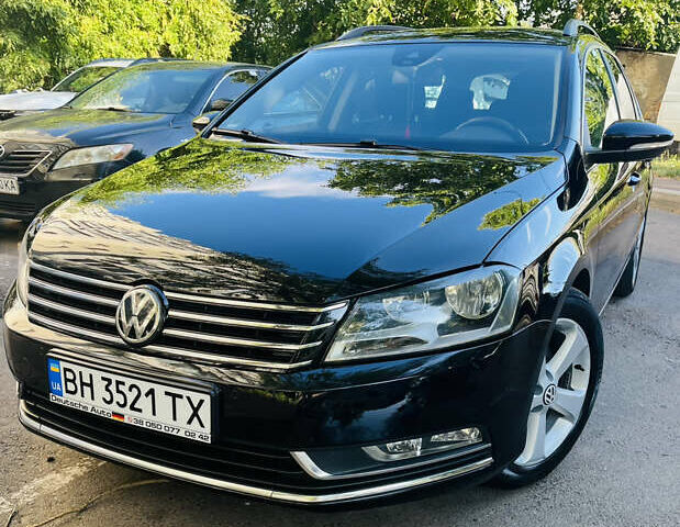 Чорний Фольксваген Пассат, об'ємом двигуна 2 л та пробігом 280 тис. км за 12700 $, фото 1 на Automoto.ua