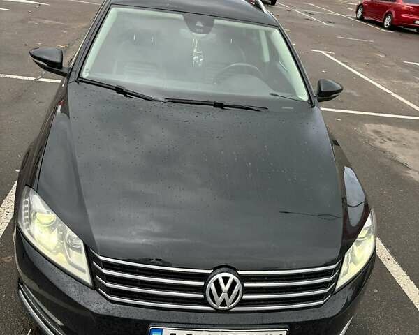 Черный Фольксваген Пассат, объемом двигателя 1.97 л и пробегом 304 тыс. км за 14000 $, фото 1 на Automoto.ua