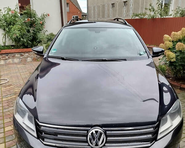 Чорний Фольксваген Пассат, об'ємом двигуна 1.6 л та пробігом 382 тис. км за 8900 $, фото 1 на Automoto.ua