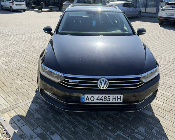 Черный Фольксваген Пассат, объемом двигателя 1.97 л и пробегом 331 тыс. км за 16200 $, фото 1 на Automoto.ua