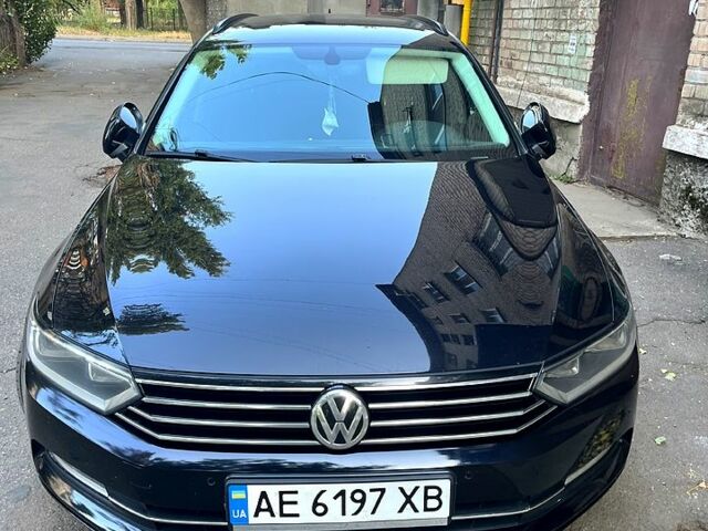 Чорний Фольксваген Пассат, об'ємом двигуна 2 л та пробігом 28000 тис. км за 12500 $, фото 1 на Automoto.ua