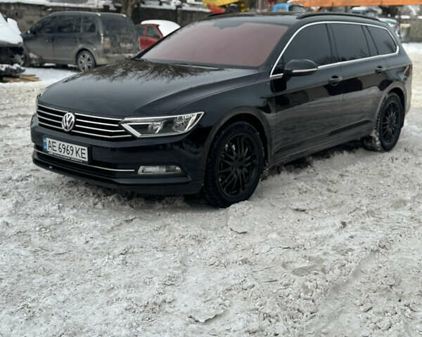Черный Фольксваген Пассат, объемом двигателя 1.97 л и пробегом 254 тыс. км за 13900 $, фото 1 на Automoto.ua