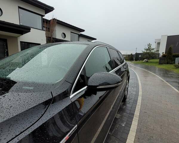 Черный Фольксваген Пассат, объемом двигателя 2 л и пробегом 240 тыс. км за 19950 $, фото 1 на Automoto.ua